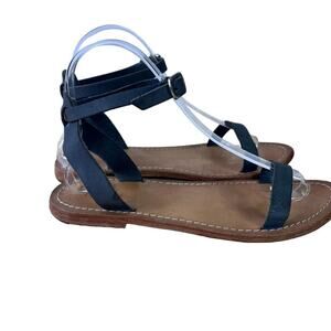 Urban Outfitters  Sandals Womens 6 Genuine leather Suede Upper  Thin Strap 